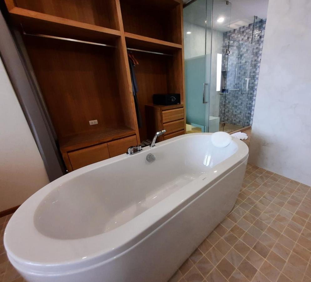 Ama'S House Luxury Boutique Hotel Чиангмай Екстериор снимка